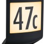 Paulmann LED-Außenwandleuchte Padea Anthrazit mit Hausnummer 47c und Sensor.
