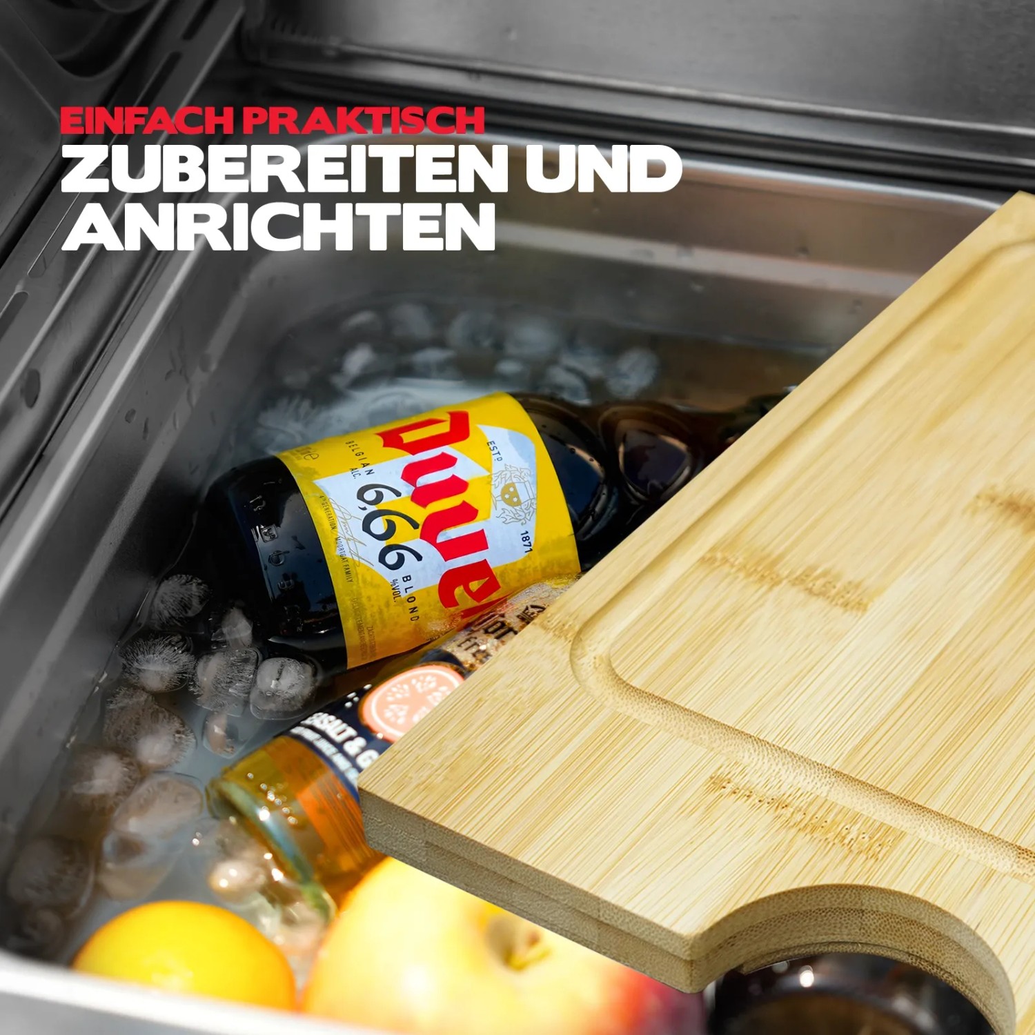 Detailaufnahme: Taino Platinum Yamara Gasgrill Seitenablage mit Schneidebrett, Getränken und Eis.