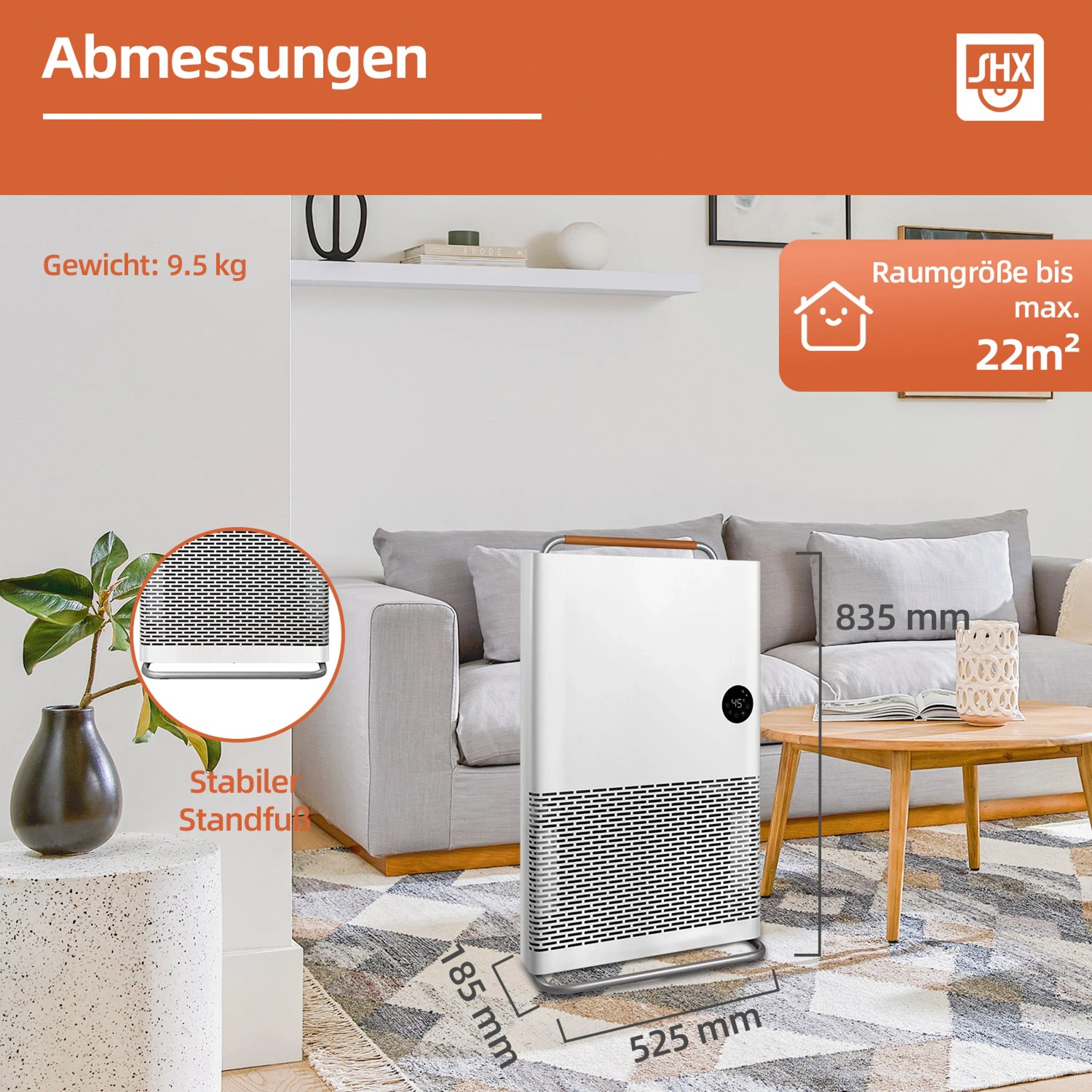 Weißer Kompakt-Konvektor 2200W WiFi mit Maßangaben im Wohnraum. Elektrisches Heizgerät mit digitaler Anzeige.