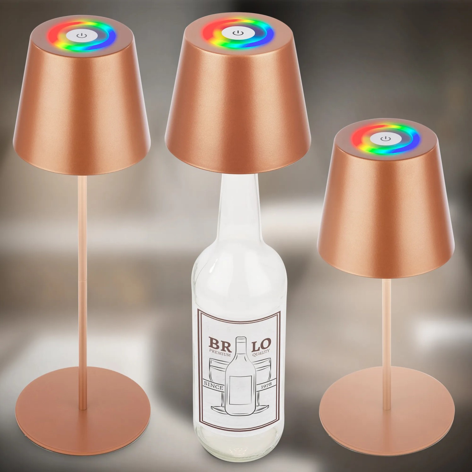 Brilo Tischleuchte 3-in-1 mit Flaschenaufsatz, braun, RGB-Licht, für Außen.