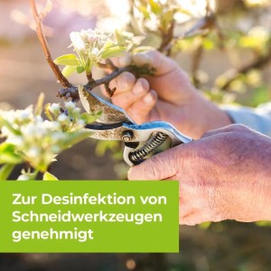 Anwendung von Protect Garden Permaclean: Desinfektion von Schneidwerkzeugen.