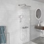 Schütte Lyon Kopfbrause, Ø 26cm, chrom-hellgrau, mit Antikalk-Noppen im Badezimmer.