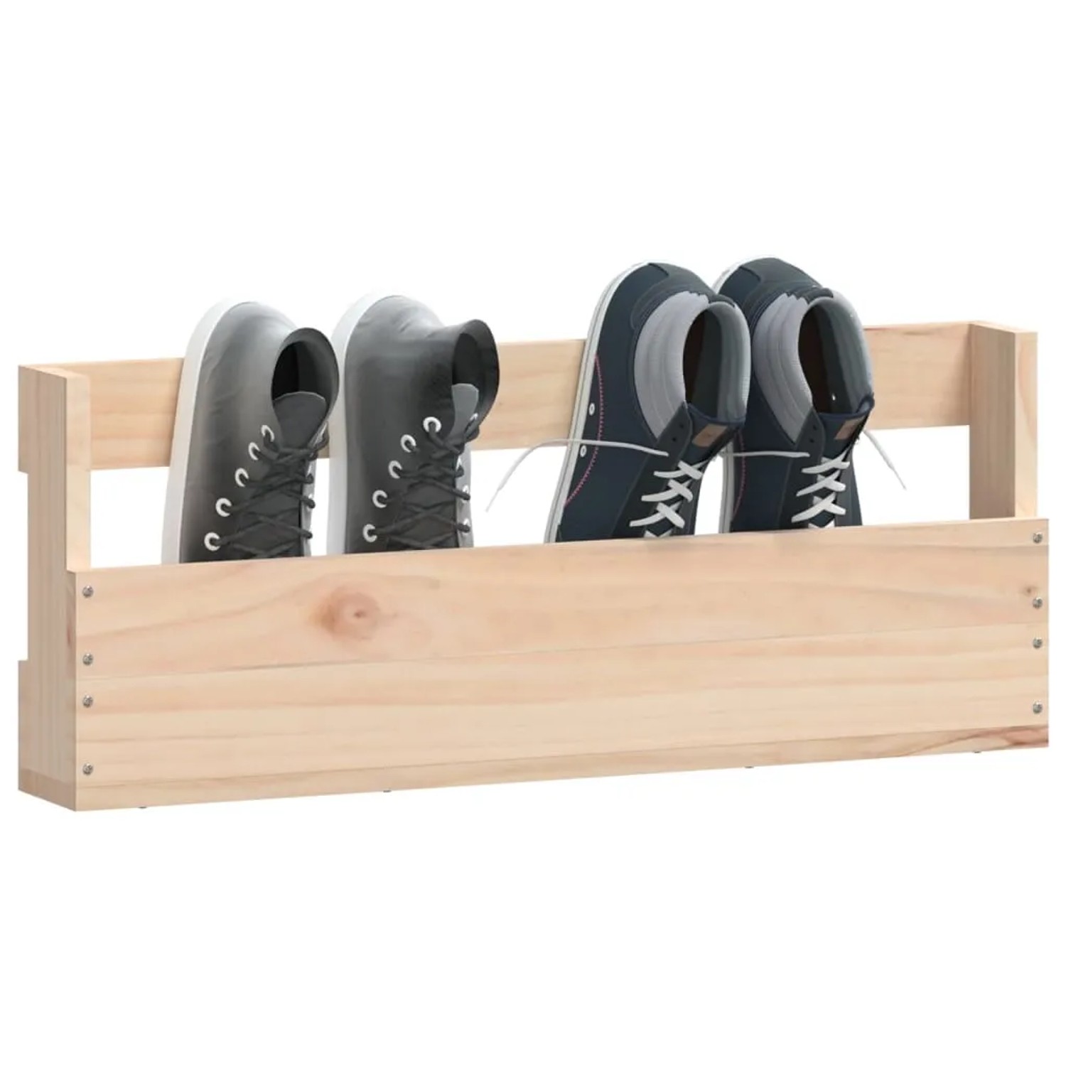 Helles Wand-Schuhregal aus unbehandeltem Kiefernholz mit zwei Paar Schuhen. Platzsparende Schuhaufbewahrung.