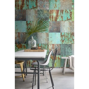 ESTAhome XXL Vliestapete Patchwork Rostoptik in Meeresgrün und Braun im Wohnraum.