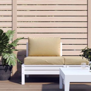 vidaXL Palettenkissen-Set in Melange Beige auf weißem Palettensofa im Garten. Bequeme Sitz- & Rückenauflagen aus Stoff.