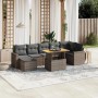 8-tlg. graue Garten-Sofagarnitur aus Polyrattan mit Kissen und höhenverstellbarem Tisch.