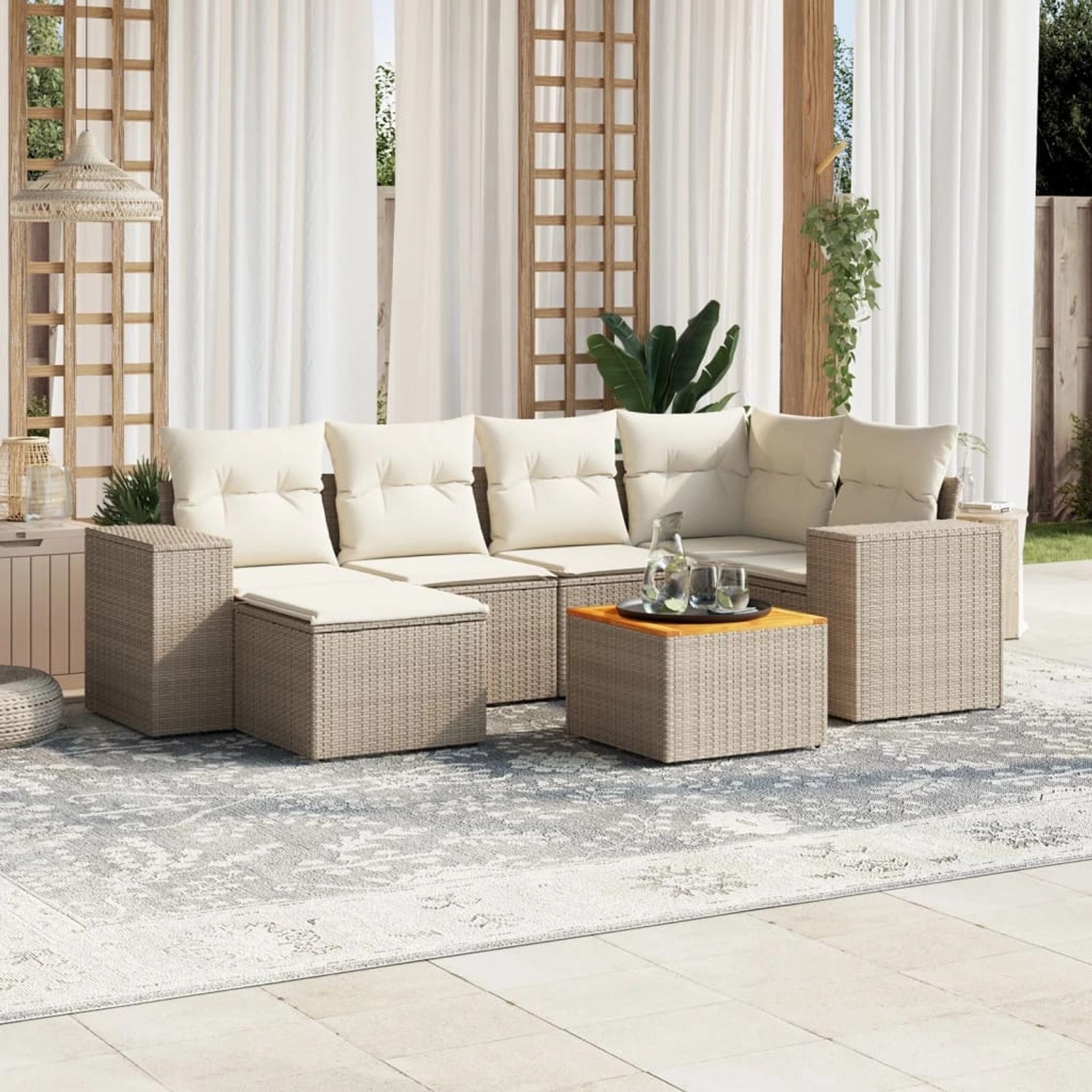 Beige 7-tlg. vidaXL Garten-Sofagarnitur aus Rattan mit Kissen auf Terrasse.