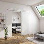 AICA Glasschiebetür 90x225cm, Mattglas, vor Wand laufend, mit Griffmuschel im Schlafzimmer.