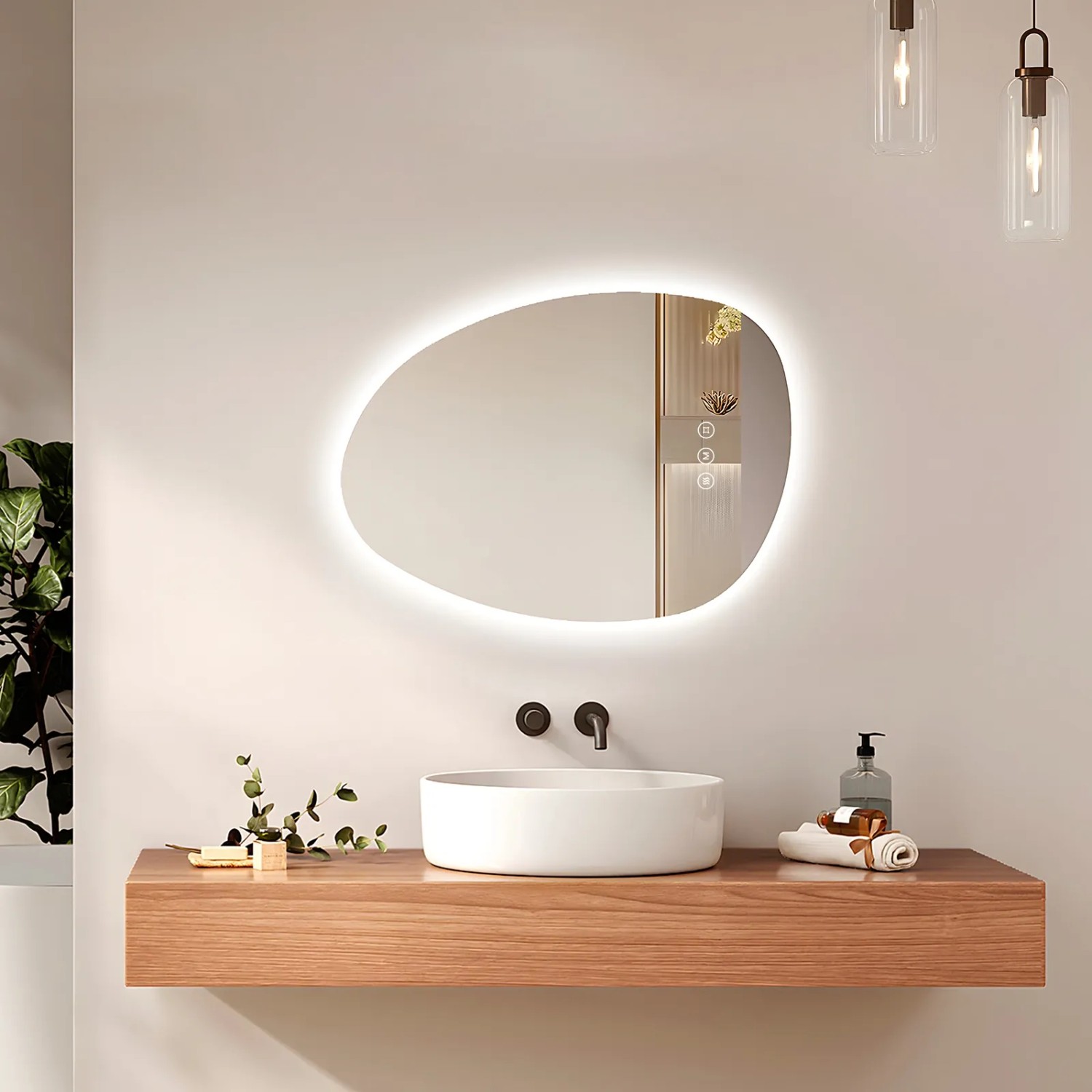 Asymmetrischer Emke LED Badspiegel 65x45 cm mit Anti-Beschlag und dimmbaren Lichtfarben.