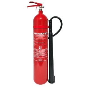 Roter Sensorit CO2 Feuerlöscher 5kg für elektrische Anlagen und EDV, mit schwarzem Schlauch und Düse.