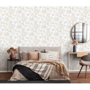 Erismann Vliestapete Charisma mit Blumenmuster in Lila und Beige im Schlafzimmer.