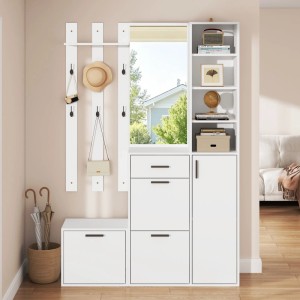 Weiße Garderobe mit Spiegel, Schuhschrank, Schuhbank und Haken. Modernes Garderoben-Set für den Eingangsbereich.