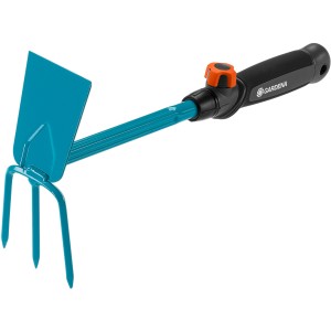 Gardena combisystem Kleinhäckchen mit geradem Blatt und 3 Zinken. Ideal zum Lockern und Lüften des Bodens.