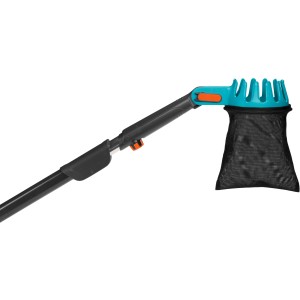 Gardena Combisystem Obstpflücker mit Stiel, blau-schwarz, zum Ernten von Obst im Garten.