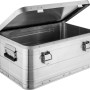 Offene, silberne Alubox aus dem 3-teiligen Werkzeugkoffer-Set mit Griffen und Verschlüssen.