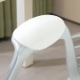 Detailansicht: Weißer Vinsetto Bürostuhl mit Kunstlederbezug und ergonomischer Rückenlehne.