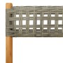 Detailansicht Gartenstuhl der 5-tlg. Garten-Essgruppe mit grauem Poly Rattan und Akazienholz.
