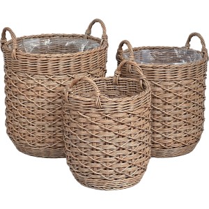 Set aus drei braunen, runden Pflanzkörben aus Polyrattan mit Griffen.