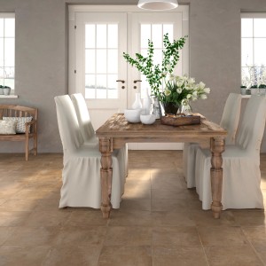 Verlegtes Steingut Lucca Bodenfliesen in Cotto-Optik, matt glasiert, im Wohnraum.