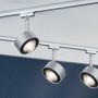 Paulmann URail LED Spot Aldan, dimmbar, schwarz/chrom matt, montiert an einem Schienensystem.