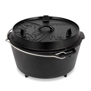 Schwarzer Petromax Dutch Oven FT9 mit Deckel und Füßen, ein robuster Feuertopf für Outdoor-Küche und Grill.