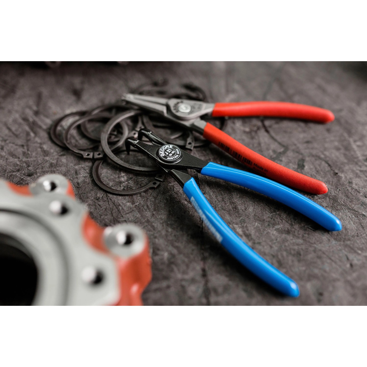 Gedore Montagezange für Innensicherungsringe gewinkelt Ø 19-60mm_9