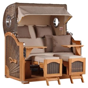 GarWoh Strandkorb Rantum Grande aus Teakholz mit PE-Geflecht und grauem Dessin.