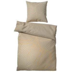 2-teilige SANILO Bettwäsche Hosta in Beige mit goldenem Blätter-Muster.