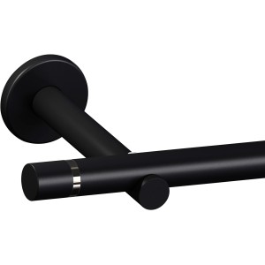 Detailaufnahme: Schwarzes Gardinenstangen-Set aus Metall, 240 cm lang, mit zylinderförmigen Endstücken.