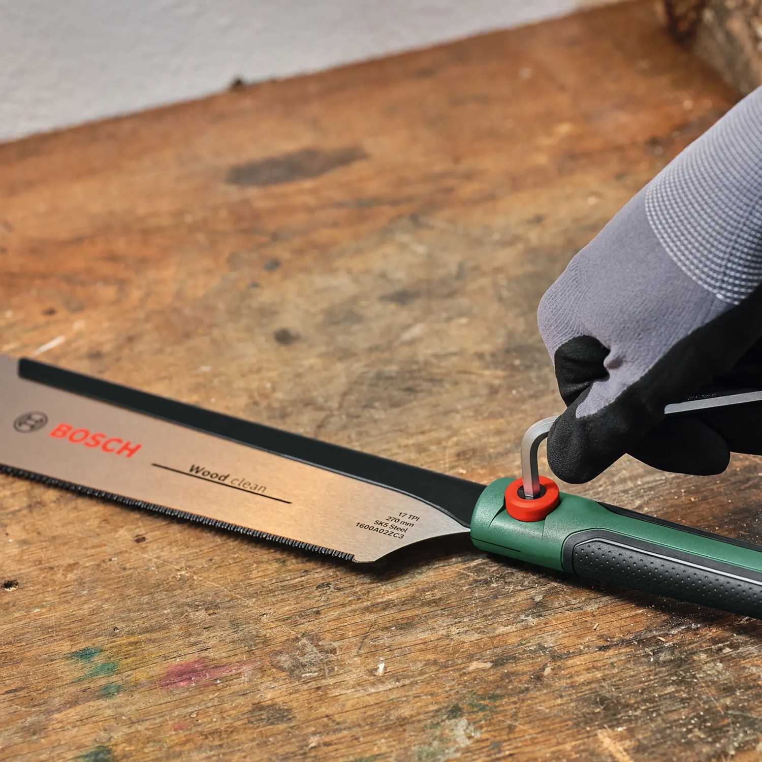 Bosch Japansäge Dozuki 270 mm mit Inbusschlüssel zum Wechseln des Sägeblatts.