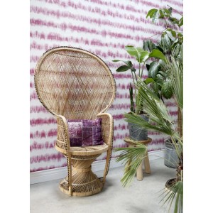 ESTAhome Vliestapete mit horizontalen Shibori Streifen in Rosa und Weiß.