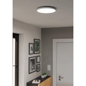 Weiße, runde Eglo LED Deckenleuchte Connect-Z Rovito-Z (Ø 30cm) im Flur.