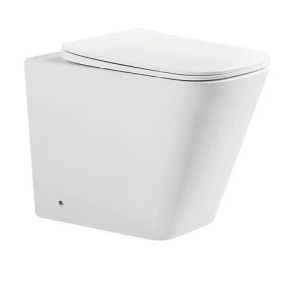 Weißes, modernes Stand-WC spülrandlos mit SoftClose Sitz aus Sanitärkeramik.