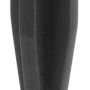Detailaufnahme eines schwarzen Rohrhalters aus dem Geka Drip Set Bewässerungssystem.