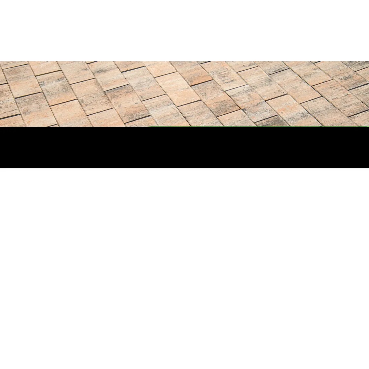 Diephaus Terrassenplatten Corso Muschelkalk, 40x20 cm, verlegt im Außenbereich.