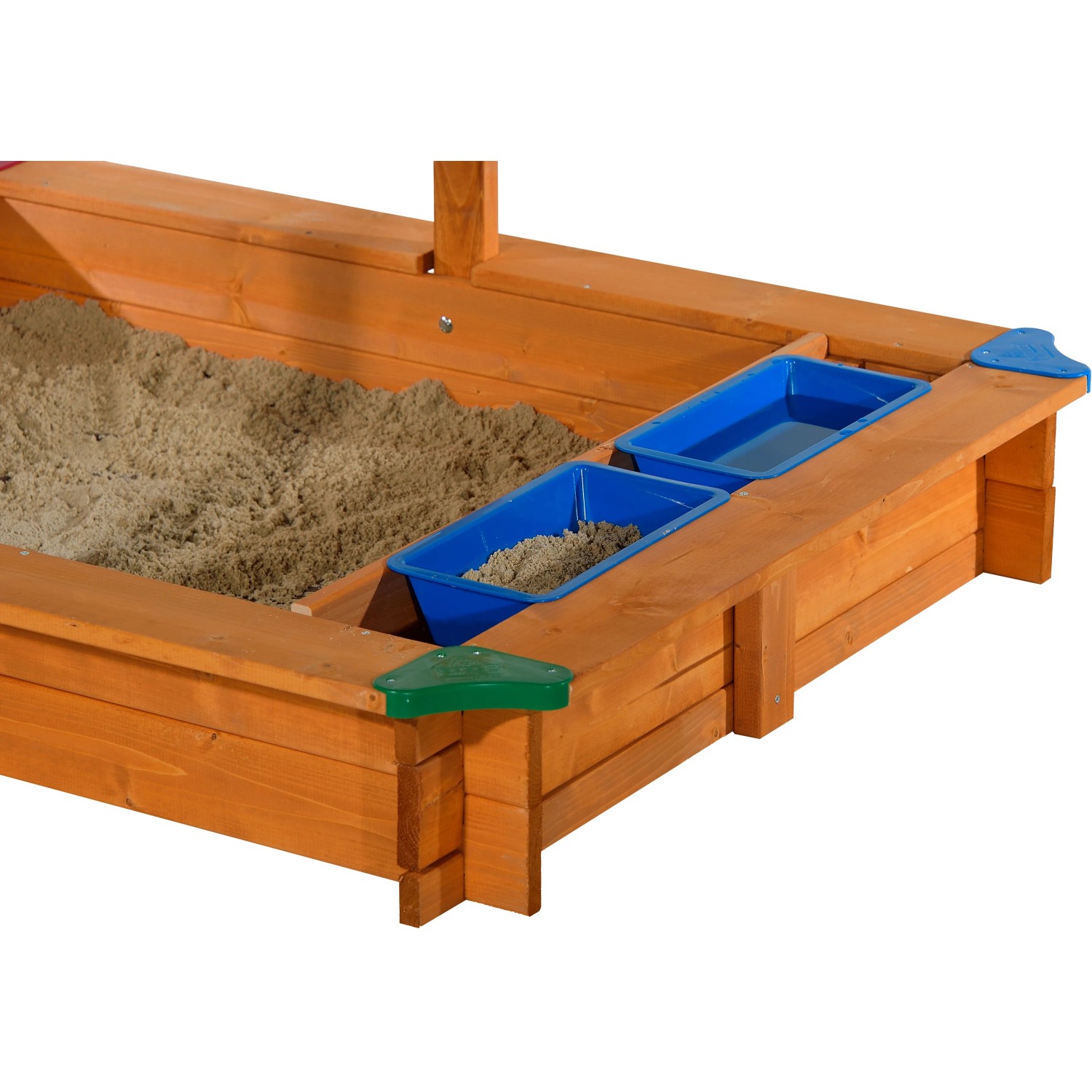 Gaspo Sandkasten Lea mit Dach, 137x105 cm, aus Holz mit blauen Matschwannen und farbigen Ecken.
