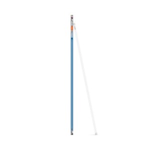 OSRAM LED Röhre T8, 151 cm, kaltweiß 6500 K, 25,9 W. LED-Leuchtstofflampe neben blauer OSRAM Verpackung.