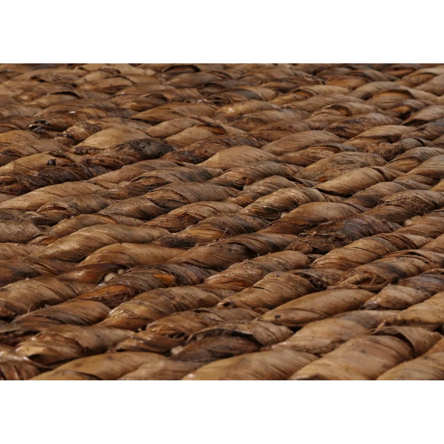 Detailaufnahme: Geflecht aus Bananenblatt eines hellen Esszimmerstuhls Loiret (6er-Set).