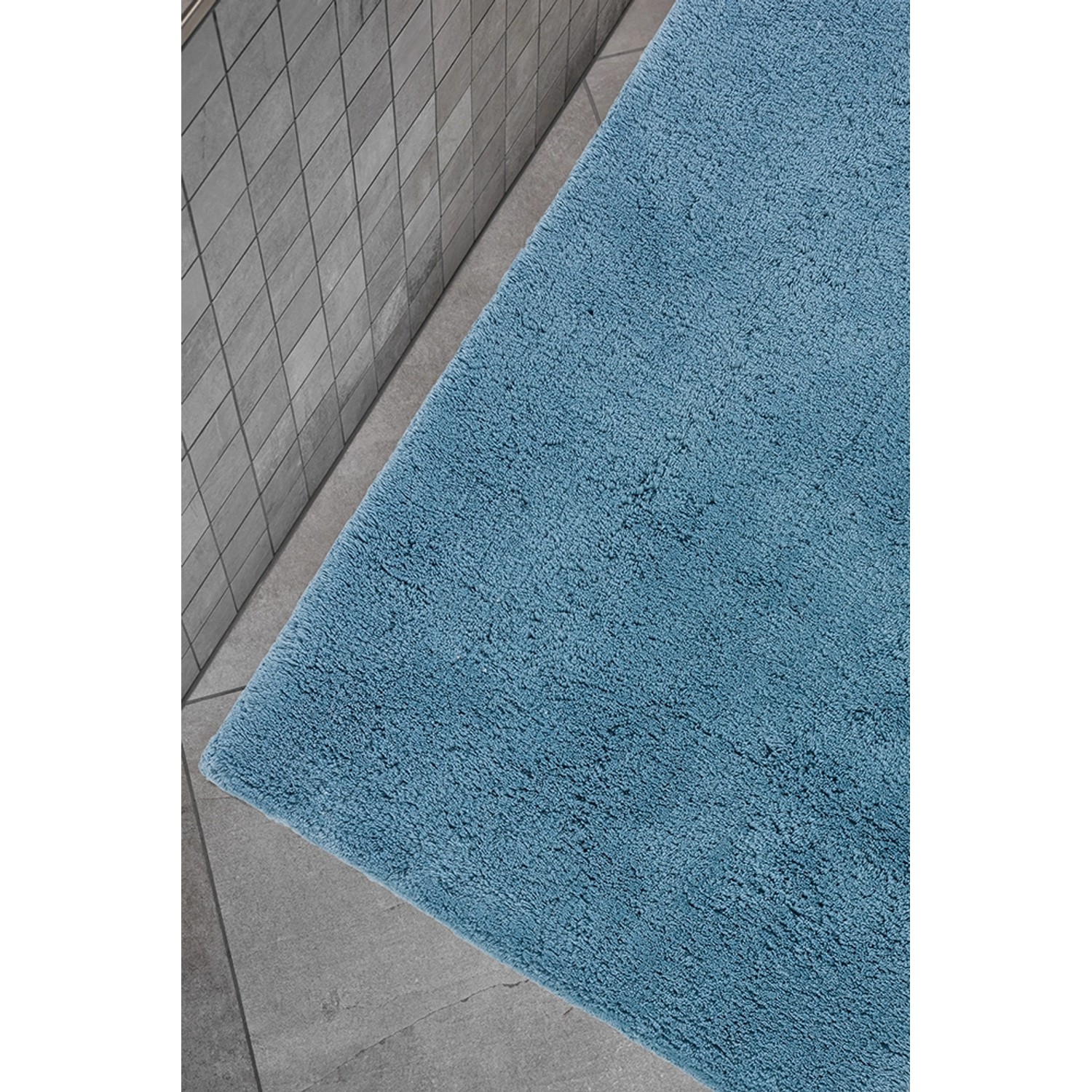 Schöner Wohnen Badteppich Bahamas, 60x90 cm, hellblau, Uni. Weicher Badvorleger für das Badezimmer.