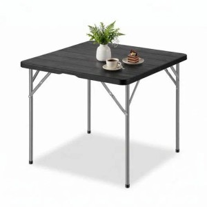 Quadratischer Sekey Klapptisch in Holz Optik, schwarz mit Metallgestell. Ideal als Garten-, Camping- oder Balkontisch für 4 Personen.