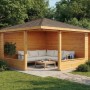 Imprägnierte 5-Eck Gartenlaube Maik-40 aus Holz mit Spitzdach und Sitzgruppe im Garten.