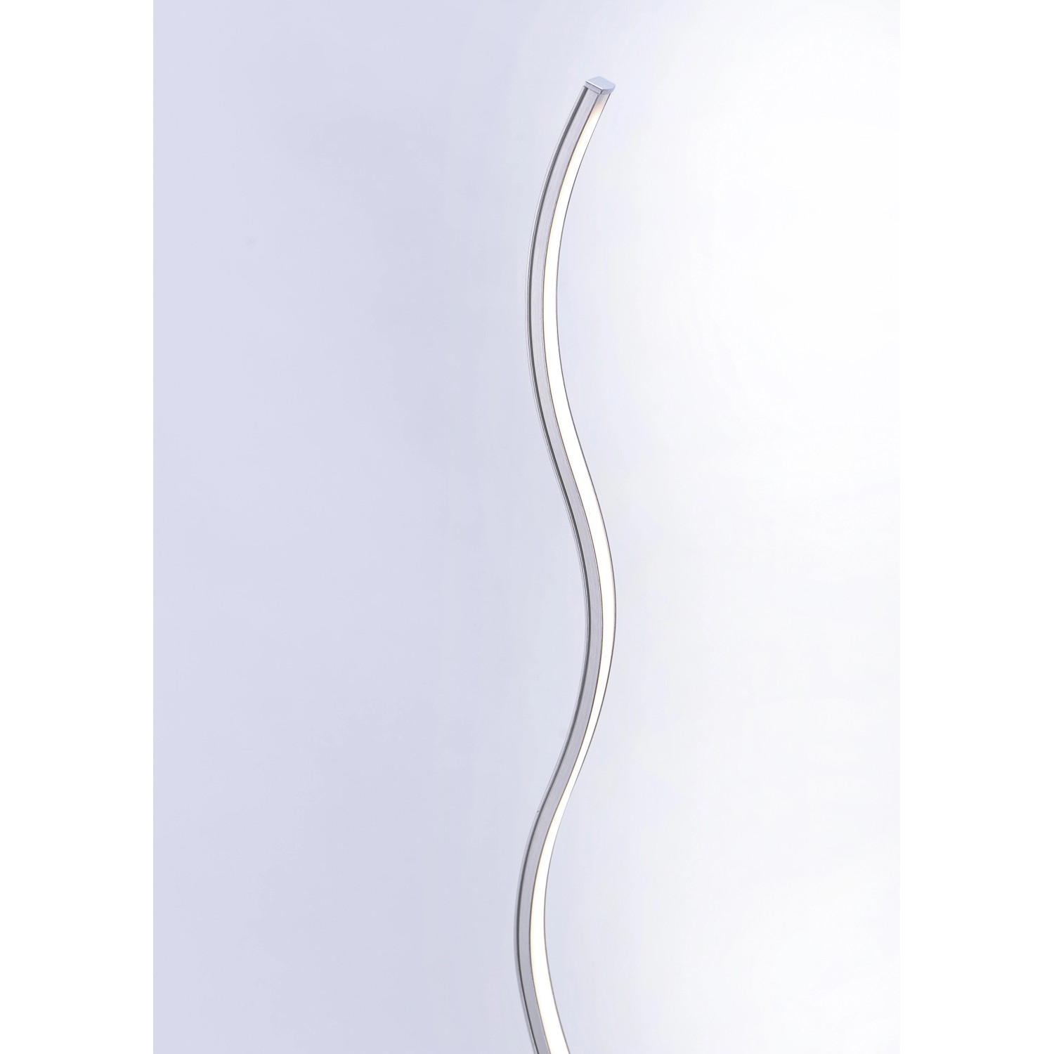 Moderne LED-Stehleuchte Wave aus Stahl, 120 cm hoch, für Wohnraumbeleuchtung.