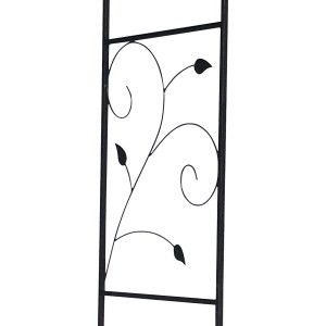 Detailansicht Rosenbogen Metall, schwarze Rankhilfe mit Blattmuster für Gartenpflanzen.