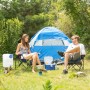 Camping Szene mit Relaxdays Wasserkanister (15L, weiß/blau) neben Zelt und Personen.