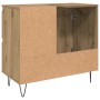 Waschbeckenunterschrank Artisan-Eiche aus Holzwerkstoff, mit offenem Fach, sichtbaren Scharnieren und schwarzen Eisenbeinen.