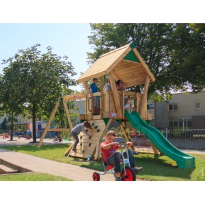 Hy-Land Spielgerät Q2S mit Rutsche, Doppelschaukel und Kletterwand aus Douglasie im Garten.