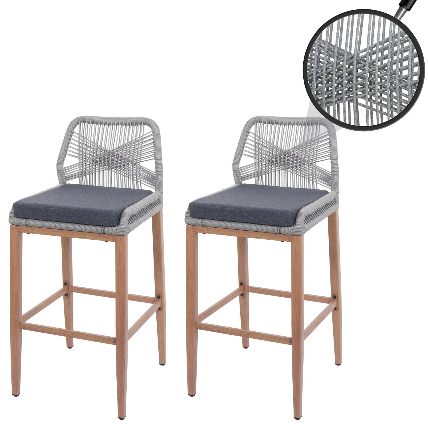 Zwei hellgraue Rope-Barhocker mit Seilgeflecht, dunkelgrauen Sitzkissen und Holz-Optik Beinen. Modernes 2er-Set für Outdoor.