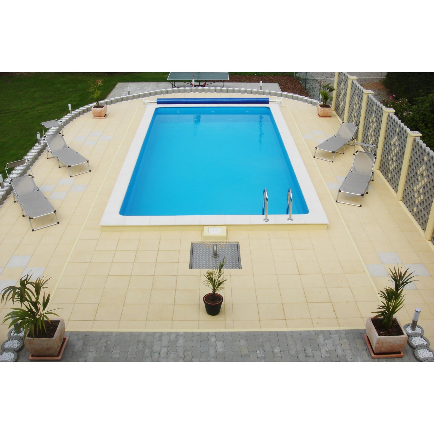 Steinbach Styropor Pool-Set Eco mit Einbaubecken (700x350x150cm), Leiter und Filteranlage.