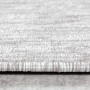 Detailaufnahme Ayyildiz Kurzflorteppich Nizza 1800 Creme, Florhöhe und Rand sichtbar.