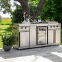 MyOutdoorKitchen Modul mit Kühlschrank und Schrank aus Edelstahl im Garten.